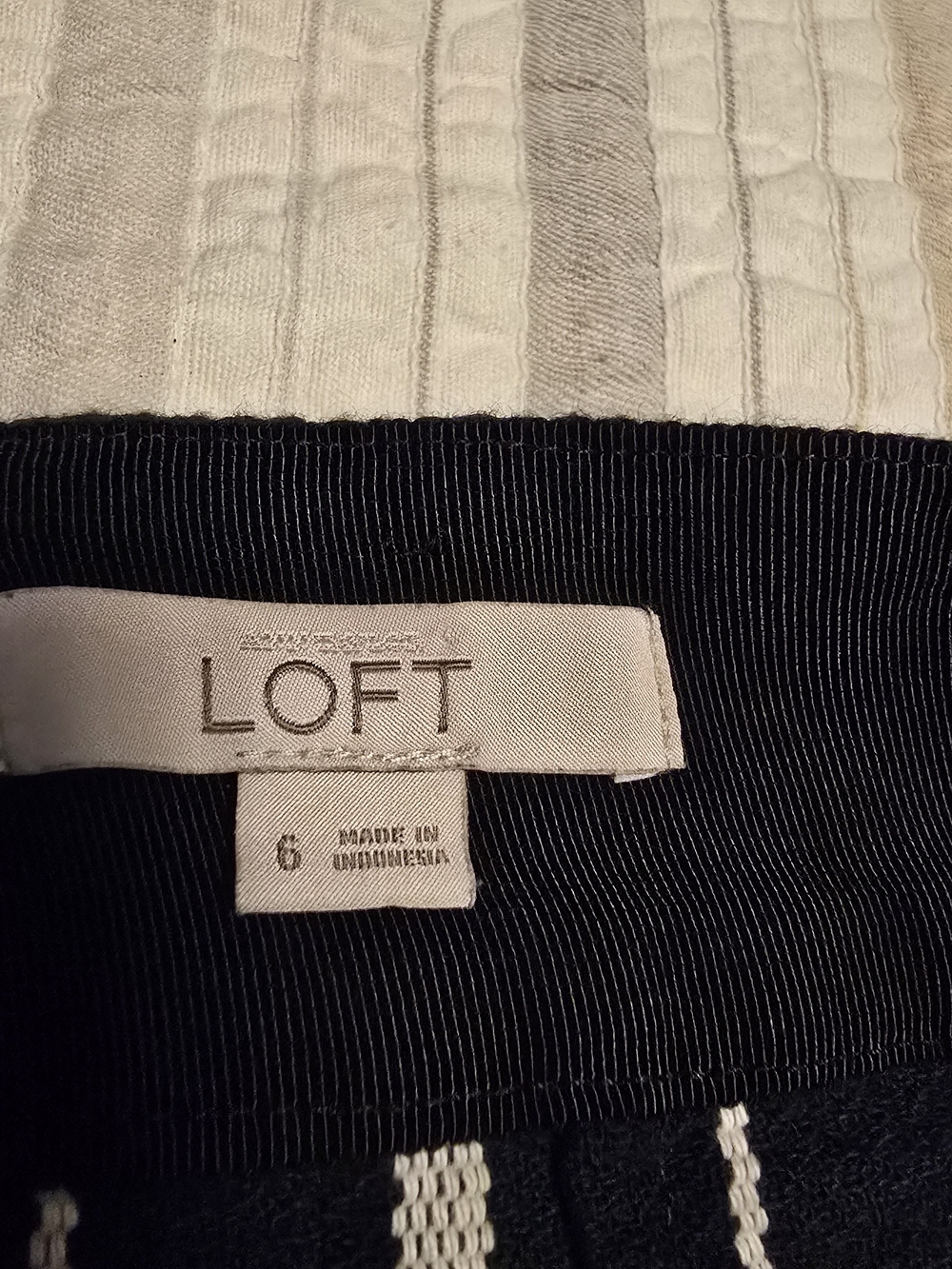 LOFT Navy and White Striped Pencil Skirt - Picture 4 of 6